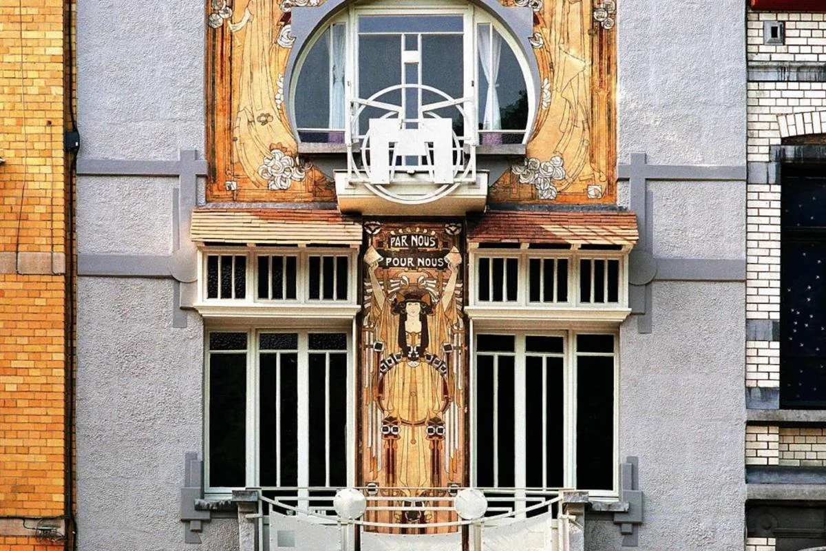 Immersion dans l’Art nouveau : Visite guidée de la Maison Cauchie et de son atelier